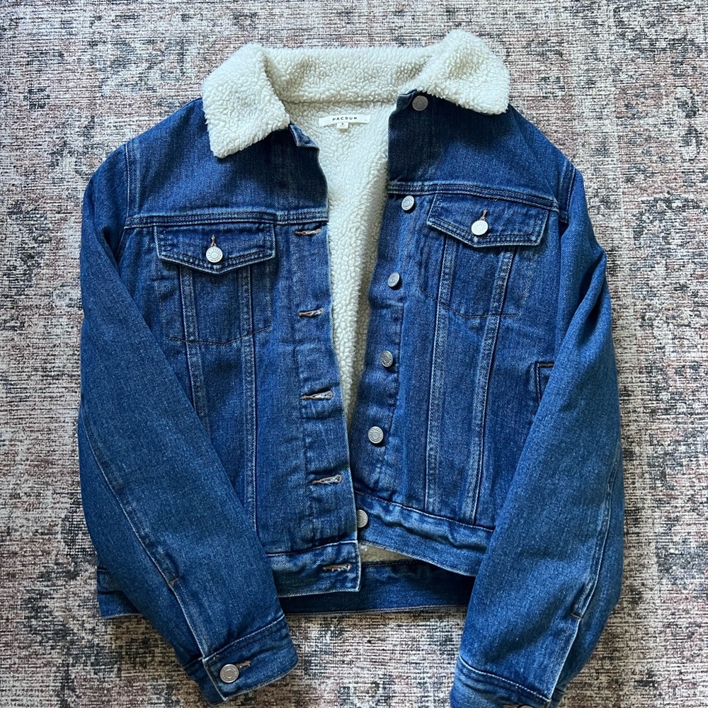 Pacsun Sherpa lined denim jacket